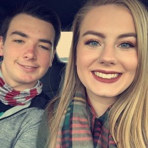 Meet your Posher, Hailey